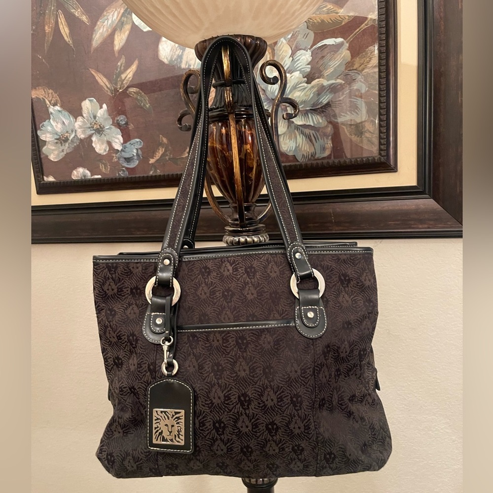 Anne Klein - Picture 2 of 16